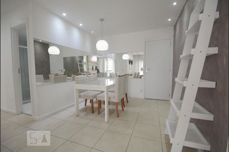 Sala de apartamento para alugar com 2 quartos, 70m² em Jacarepaguá, Rio de Janeiro
