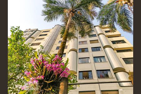 Apartamento à venda com 54m², 2 quartos e 2 vagasFachada