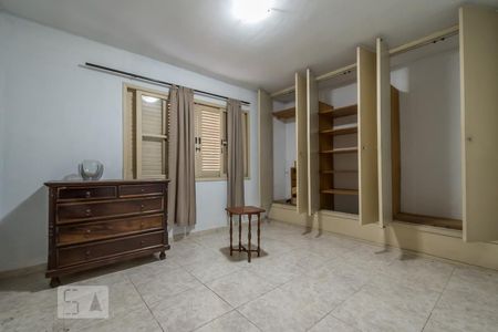 Casa à venda com 250m², 4 quartos e 2 vagas Casa à venda com 250m², 4 quartos e 2 vagasSuíte 1
