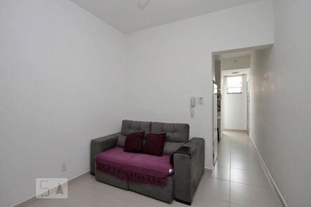 Apartamento à venda com 37m², 1 quarto e sem vagaSala