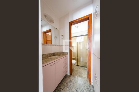 Apartamento para alugar com 150m², 3 quartos e 2 vagasBanheiro