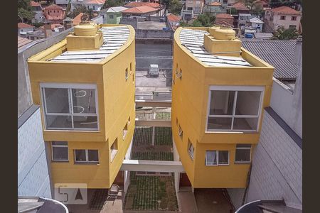 Fachada de casa de condomínio à venda com 3 quartos, 117m² em Vila Pereira Cerca, São Paulo