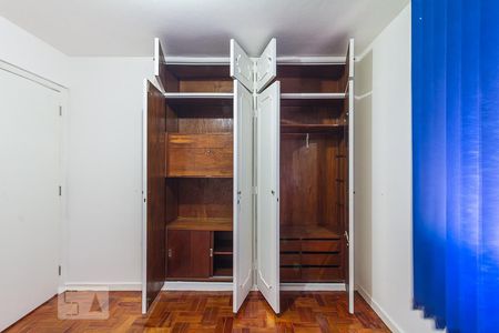 Segundo dormitório de apartamento para alugar com 3 quartos, 96m² em Moema, São Paulo