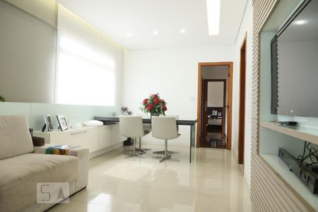 Sala de apartamento para alugar com 3 quartos, 100m² em São Pedro, Belo Horizonte