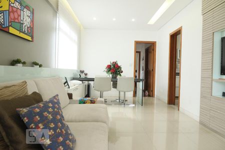 Sala de apartamento para alugar com 3 quartos, 100m² em São Pedro, Belo Horizonte