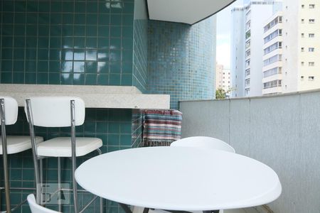 Varanda de apartamento para alugar com 3 quartos, 100m² em São Pedro, Belo Horizonte