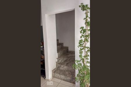 Casa de condomínio à venda com 135m², 3 quartos e 3 vagas Casa de condomínio à venda com 135m², 3 quartos e 3 vagasSala