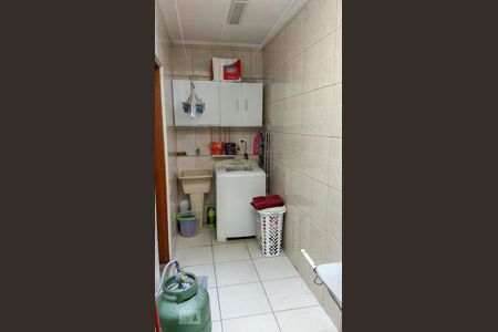 Casa de condomínio à venda com 135m², 3 quartos e 3 vagas Casa de condomínio à venda com 135m², 3 quartos e 3 vagasÁrea de serviço