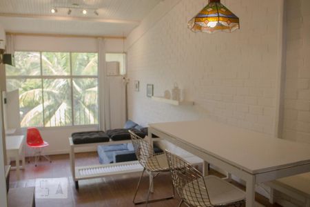 Studio para alugar com 45m², 1 quarto e 1 vaga Studio para alugar com 45m², 1 quarto e 1 vagaSala