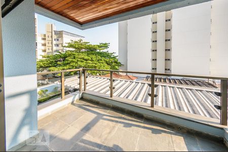 Sacada da Sala de apartamento para alugar com 3 quartos, 149m² em Castelo, Campinas