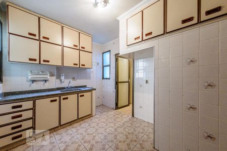 Apartamento para alugar com 149m², 3 quartos e 2 vagas Apartamento para alugar com 149m², 3 quartos e 2 vagasCozinha
