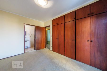 Apartamento para alugar com 149m², 3 quartos e 2 vagas Apartamento para alugar com 149m², 3 quartos e 2 vagasQuarto 3 - Suite
