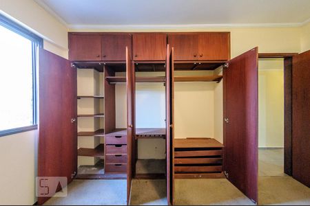 Apartamento para alugar com 149m², 3 quartos e 2 vagas Apartamento para alugar com 149m², 3 quartos e 2 vagasQuarto 2