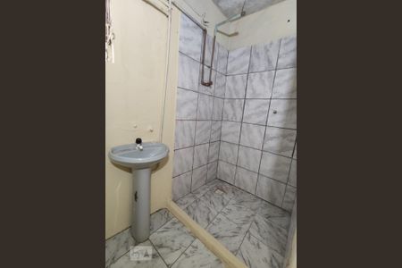 Banheiro de casa para alugar com 2 quartos, 60m² em Rondônia, Novo Hamburgo