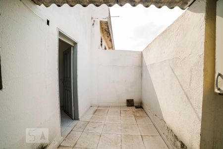 Área de Serviço de casa para alugar com 2 quartos, 60m² em Vila Medeiros, São Paulo