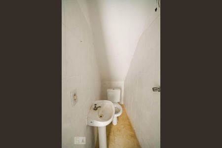 Casa para alugar com 60m², 2 quartos e sem vaga Casa para alugar com 60m², 2 quartos e sem vagaLavabo