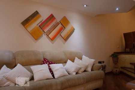 Sala de TV de casa à venda com 3 quartos, 225m² em Cangaiba, São Paulo