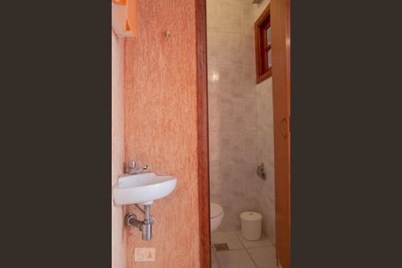 Casa à venda com 225m², 3 quartos e 3 vagasBanheiro da Garagem