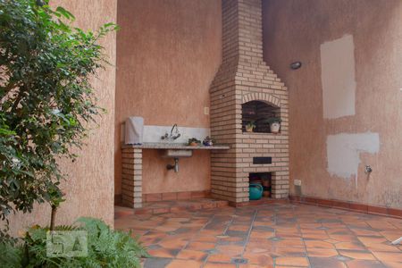 Casa à venda com 225m², 3 quartos e 3 vagasChurrasqueira