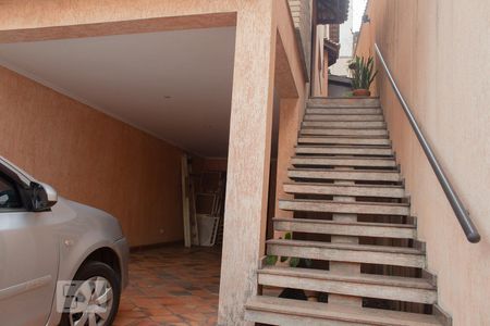 Casa à venda com 225m², 3 quartos e 3 vagasGaragem