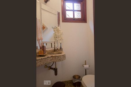 Lavabo de casa à venda com 3 quartos, 225m² em Cangaiba, São Paulo