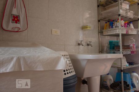 Casa à venda com 225m², 3 quartos e 3 vagasÁrea de Serviço