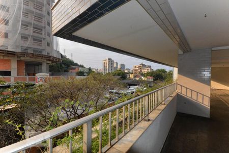 Apartamento à venda com 195m², 3 quartos e 2 vagasÁrea comum