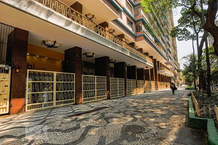 Apartamento à venda com 110m², 2 quartos e 2 vagasFachada