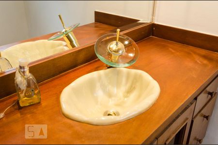 Apartamento para alugar com 320m², 3 quartos e 4 vagas Apartamento para alugar com 320m², 3 quartos e 4 vagasPia