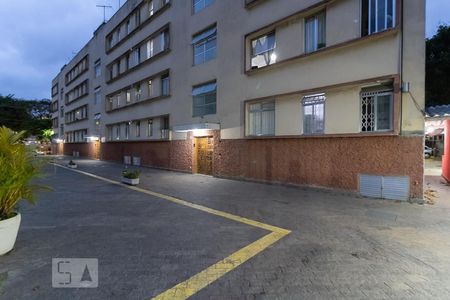 Apartamento à venda com 90m², 3 quartos e 1 vaga Apartamento à venda com 90m², 3 quartos e 1 vagaÁrea Comum