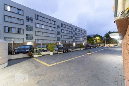 Apartamento à venda com 90m², 3 quartos e 1 vaga Apartamento à venda com 90m², 3 quartos e 1 vagaÁrea Comum