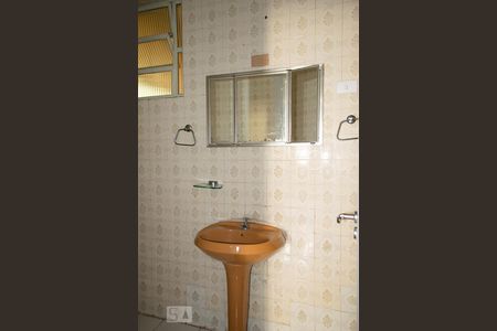 Apartamento à venda com 90m², 3 quartos e sem vagaBANHEIRO