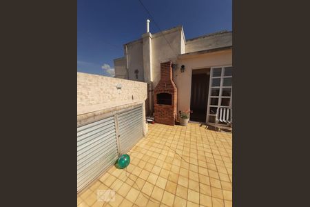 Apartamento à venda com 132m², 2 quartos e 2 vagas Apartamento à venda com 132m², 2 quartos e 2 vagasChurrasqueira