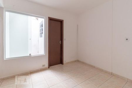 Quarto 3 de casa para alugar com 3 quartos, 100m² em Vila Universitária, São Paulo