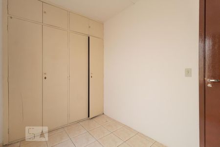 Quarto 2 de casa para alugar com 3 quartos, 100m² em Vila Universitária, São Paulo
