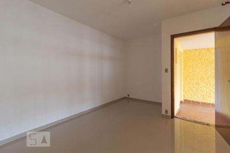 Sala de casa para alugar com 3 quartos, 100m² em Vila Universitária, São Paulo