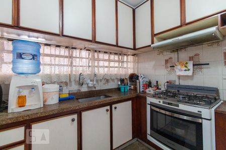 Cozinha de casa à venda com 3 quartos, 250m² em Vila California, São Paulo