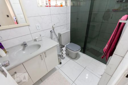 Banheiro de apartamento à venda com 2 quartos, 83m² em Vila Romana, São Paulo