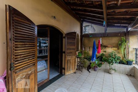 Casa à venda com 279m², 6 quartos e 2 vagasSacada