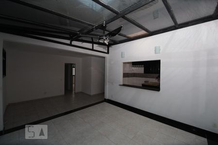 Apartamento para alugar com 2 quartos, 187m² em Recreio dos Bandeirantes, Rio de Janeiro