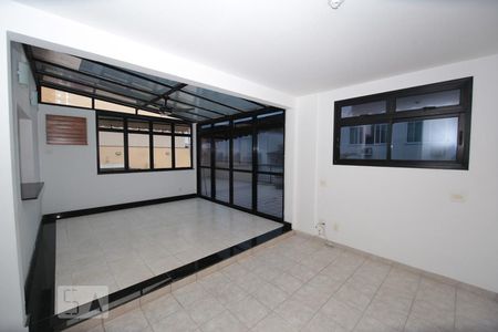 Apartamento para alugar com 2 quartos, 187m² em Recreio dos Bandeirantes, Rio de Janeiro