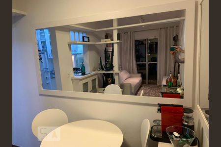 Sala de apartamento para alugar com 2 quartos, 52m² em Boaçava, São Paulo