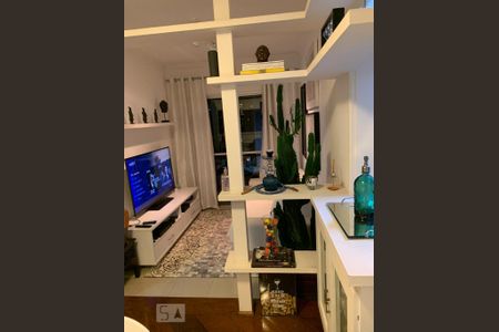 Sala de apartamento para alugar com 2 quartos, 52m² em Boaçava, São Paulo