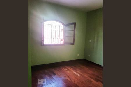 Quarto 1 de casa para alugar com 3 quartos, 156m² em Vila Santista, São Paulo
