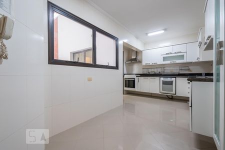 Apartamento para alugar com 158m², 4 quartos e 2 vagasCozinha