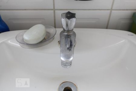 Casa à venda com 130m², 3 quartos e 2 vagas Casa à venda com 130m², 3 quartos e 2 vagasBanheiro 2