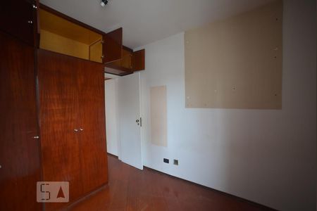 Quarto 1 de apartamento para alugar com 2 quartos, 58m² em Bosque da Saúde, São Paulo