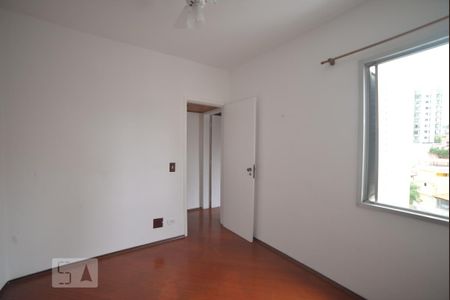 Quarto 2 de apartamento para alugar com 2 quartos, 58m² em Bosque da Saúde, São Paulo