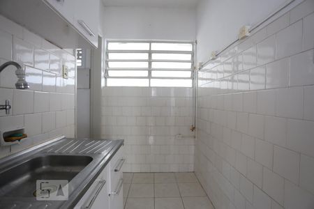 Cozinha de apartamento para alugar com 2 quartos, 56m² em Santa Cecilia, São Paulo
