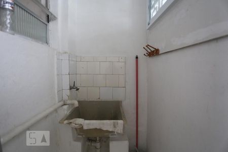 Apartamento para alugar com 56m², 2 quartos e sem vagaArea de Serviços